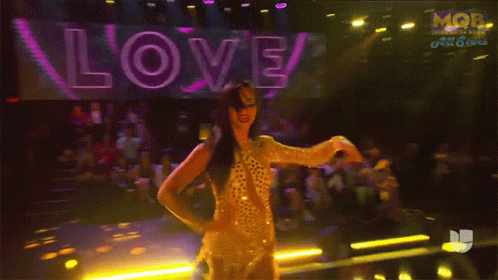 Dancing Kiara Liz Ortega GIF - Dancing Kiara Liz Ortega Mira Quien Baila GIFs