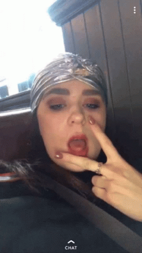 Hollyr Rose Twomey Lick It GIF - Hollyr Rose Twomey Lick It Peace Sign GIFs
