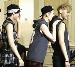 Tao Sehun GIF