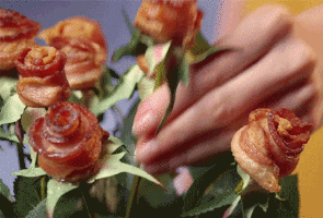 Bacon Bouquet GIF - Bacon Bouquet Roses What Every Girl Wants GIFs