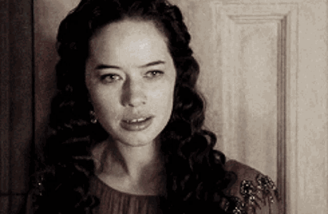 Lucie Herondale The Shadowhunters GIF - Lucie Herondale The Shadowhunters Talking GIFs