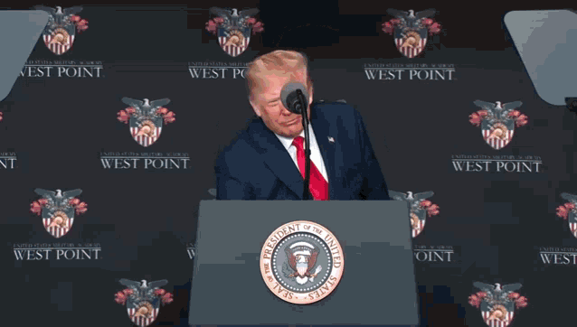 Donald Trump Trump GIF - Donald Trump Trump Water GIFs