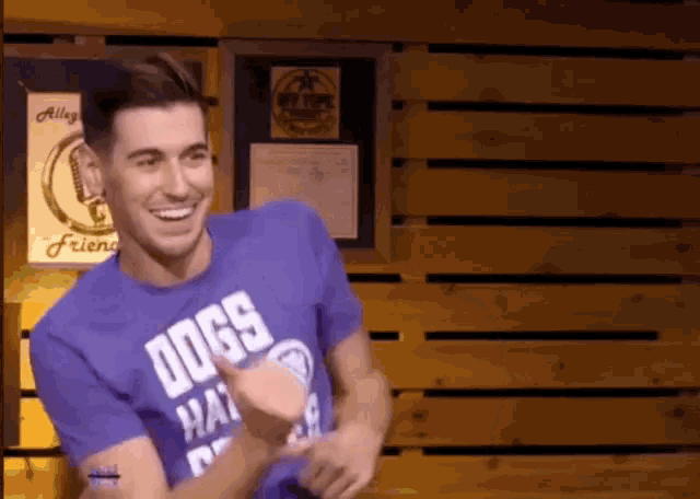 Trevor Collins Offtopic GIF - Trevor Collins Offtopic Roosterteeth GIFs