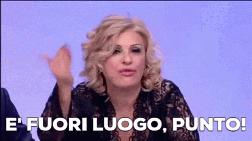 Tina Cipollari Fuori Luogo GIF