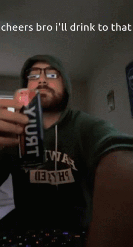Cheers Bro Ill Drink To That Cheers GIF - Cheers Bro Ill Drink To That Cheers Baylor Cheers GIFs