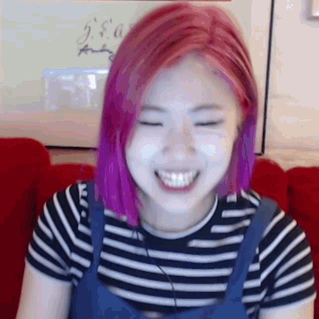 Hachubby Laugh GIF - Hachubby Laugh Hysterical GIFs