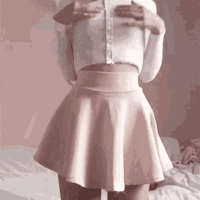 Pastel Skirt GIF - Pastel Skirt Soft Aesthetic GIFs
