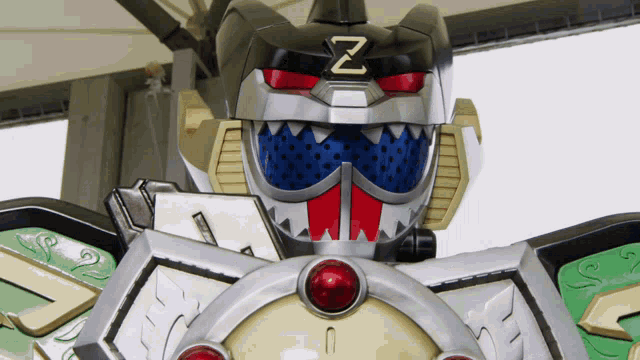 a robot with the letter z on its face