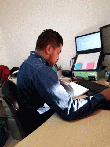 Malo Busy GIF - Malo Busy Working GIFs