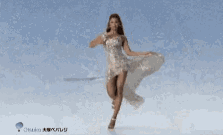 Beyonce Dancing GIF - Beyonce Dancing Splashing GIFs