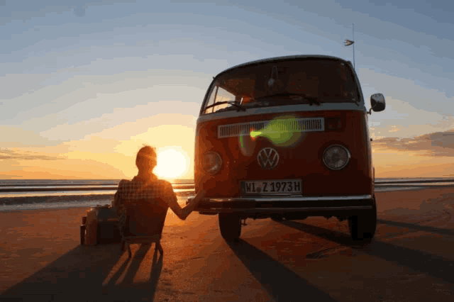 a vw van with a license plate that says nl z1973h