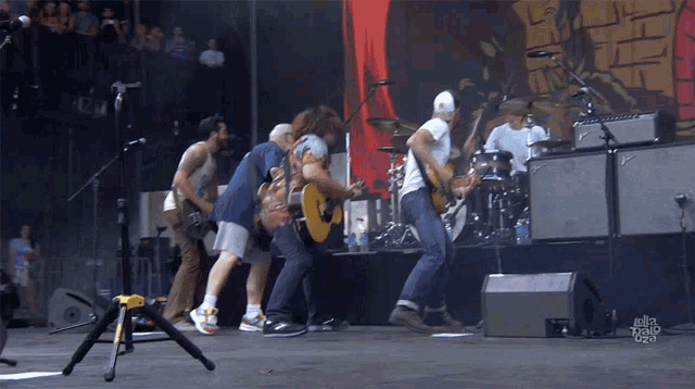 Rock And Roll Guitar GIF - Rock And Roll Guitar Killing It GIFs