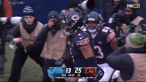 Chicago Bears Justin Fields GIF - Chicago Bears Justin Fields Bears GIFs