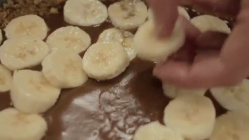 Making A Banoffee Pie GIF - Banoffee Pie Dessert GIFs