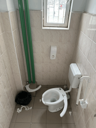 Broken Toilet GIF - Broken Toilet GIFs