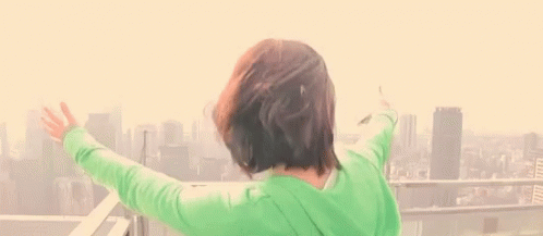 Yey Im On Top Of The World GIF - Yey Im On Top Of The World GIFs