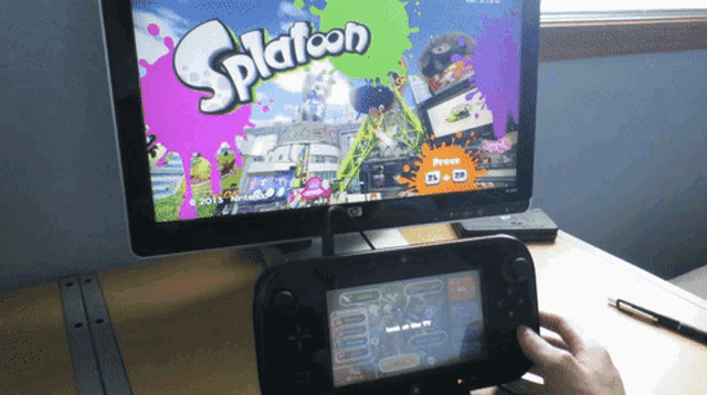 a person playing splatoon on a computer monitor