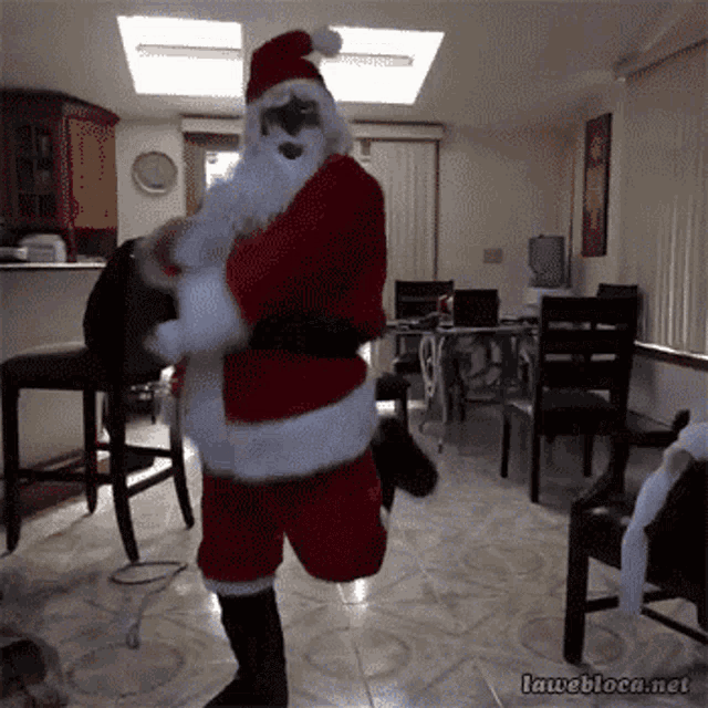 Santa Claus Dancing GIF - Santa Claus Dancing Dance GIFs