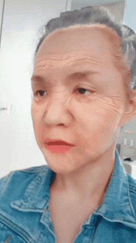 Old Lady Filter Grandma Filter GIF - Old Lady Filter Grandma Filter Mad GIFs