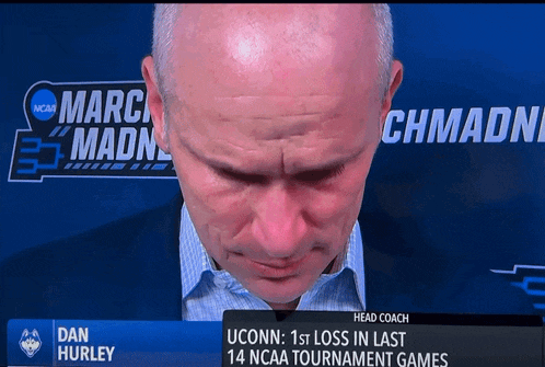 dan hurley is the head coach for the uconn basketball team