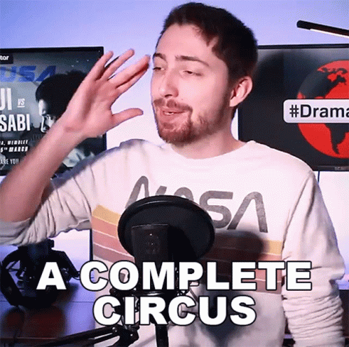 A Complete Circus Willy Mac GIF - A Complete Circus Willy Mac Dramaalert GIFs