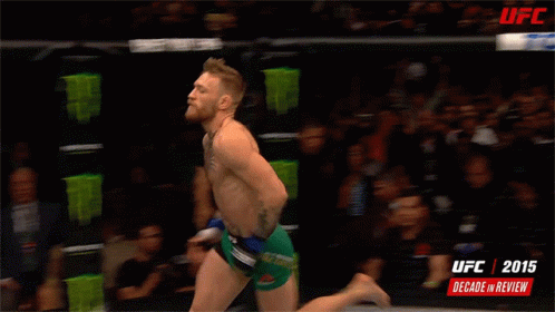 Jump Over The Cage Conor Mcgregor GIF - Jump Over The Cage Conor Mcgregor Ufc Brasil GIFs