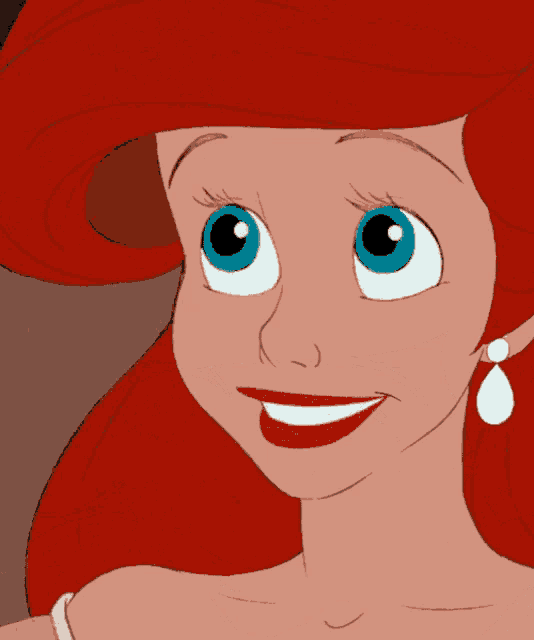 a close up of ariel from the little mermaid