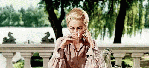 Eleanor Parker The Baroness GIF - Eleanor Parker The Baroness Sound Of Music GIFs