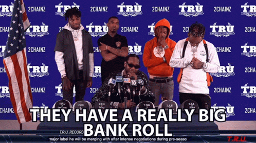 They Have A Really Big Bank Roll Rich GIF - They Have A Really Big Bank Roll Big Bank Roll Rich GIFs