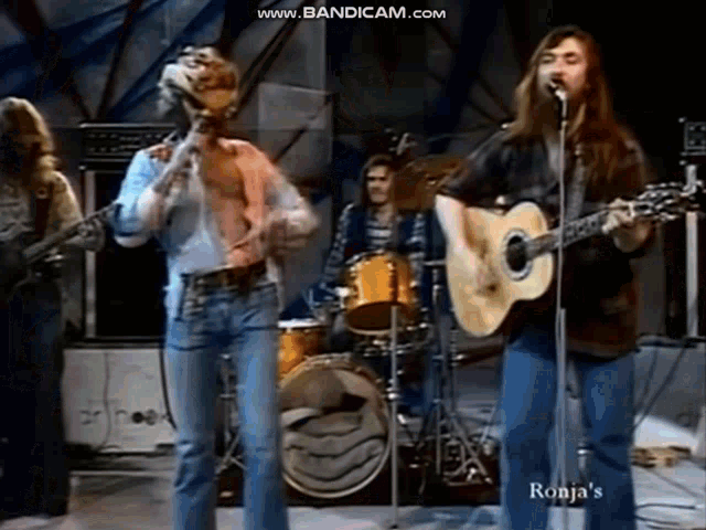 Dr Hook Ray Sawyer GIF - Dr Hook Ray Sawyer Cover GIFs