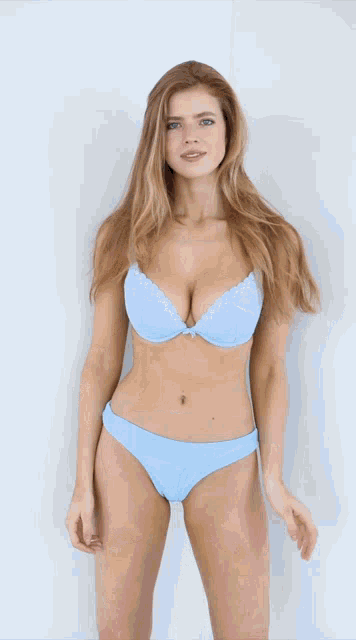 Emily Deyt Aysage Model GIF - Emily Deyt Aysage Model Blonde GIFs