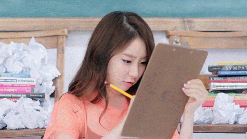 Study Kpop GIF - Study Kpop Girl GIFs