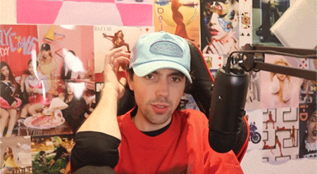 Mike'S Mic Michael Messineo GIF
