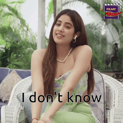 Janhvi Kapoor Janhvi GIF - Janhvi Kapoor Janhvi I Dont Know GIFs