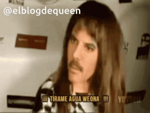Freddie Mercury Tírame Agua GIF - Freddie Mercury Tírame Agua Tírame Agua Freddie Mercury GIFs