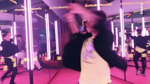 Raoul Spinning GIF - Raoul Spinning Turn Around GIFs