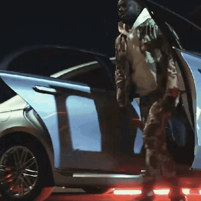 Get Out Of The Car Nigel Sylvester GIF - Get Out Of The Car Nigel Sylvester Im Here GIFs