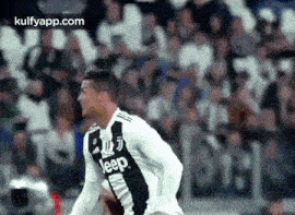 Don'T Let Others To  Do It.Gif GIF - Don'T Let Others To Do It Gif Ronaldo GIFs