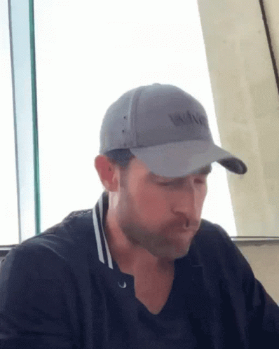 Sebastian Rulli Rulli GIF - Sebastian Rulli Rulli El Dragon GIFs