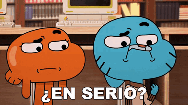 two cartoon characters are standing next to each other and the words en serio are written below them