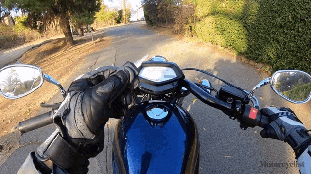 This Is The Key For A Honda2020fury Motorcyclist GIF - This Is The Key For A Honda2020fury Motorcyclist Motorcyclist Magazine GIFs