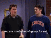 Moving Day Friends GIF - Moving Day Friends Chandler Bing GIFs