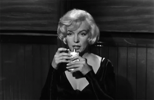 Marilyn Monroe Pretty GIF - Marilyn Monroe Pretty Beautiful GIFs
