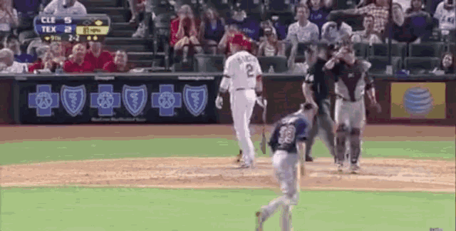 a baseball game is being played between cleveland and tex
