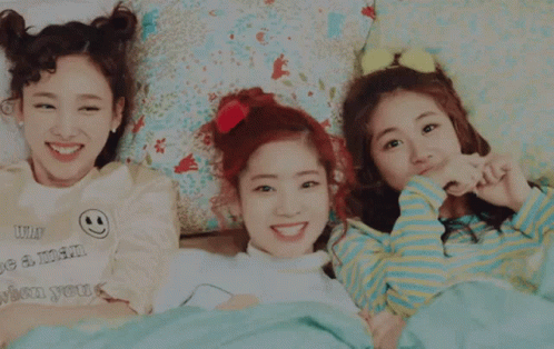 Twice Cute GIF - Twice Cute Kpop GIFs
