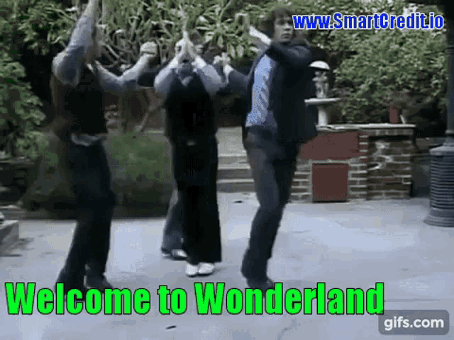 Wonderland Dance GIF - Wonderland Dance Friends GIFs
