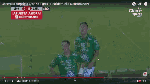 a soccer game is being played on a claro sports channel