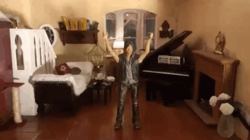 Daryl Action Figure GIF - Daryl Action Figure Tvd GIFs