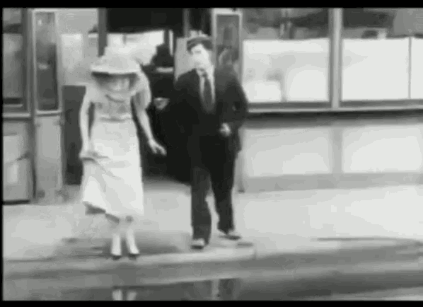 Charlie Murphy Buster Keaton GIF - Charlie Murphy Buster Keaton Gentle Man GIFs