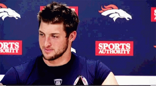 Tim Tebow GIF - Tim Tebow Laughing GIFs
